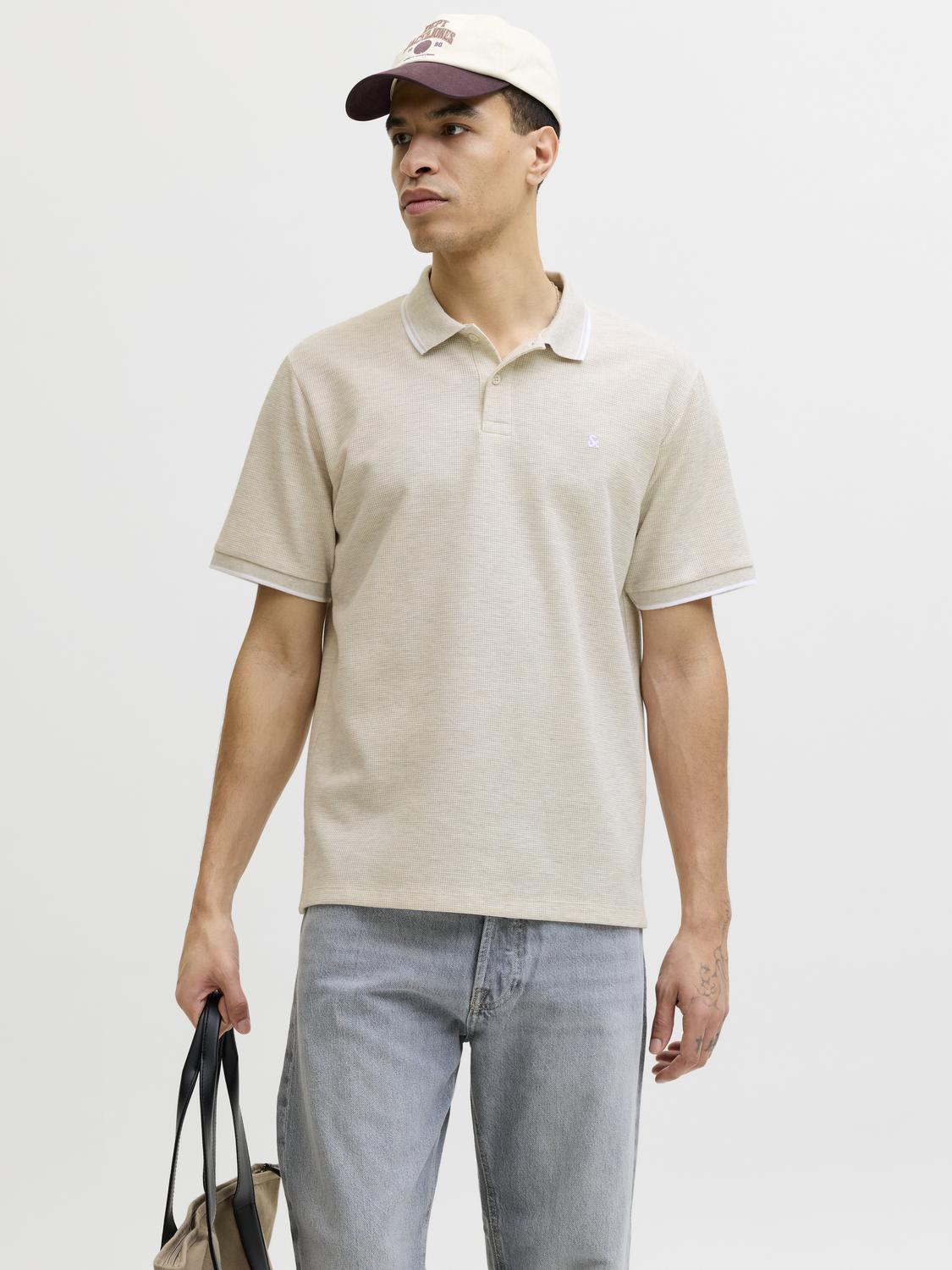 model_shot-front